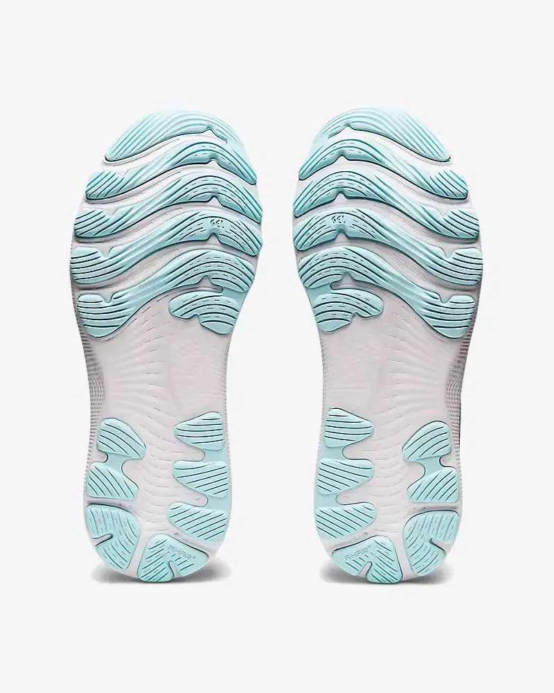 ASICS Gel-Nimbus 24 W - 1012B201-300 (2) au meilleur prix !