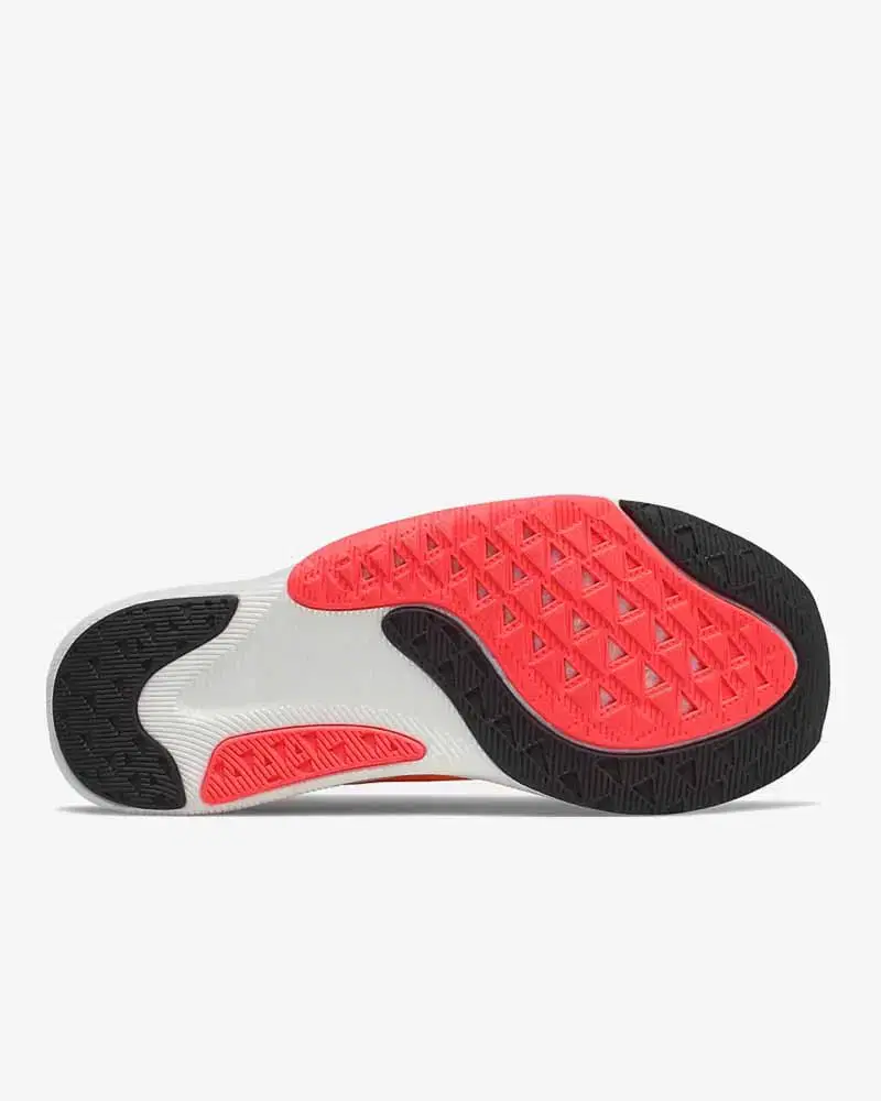 New Balance Fuelcell Rebel V2 W - WFCXLM2 (1) au meilleur prix !