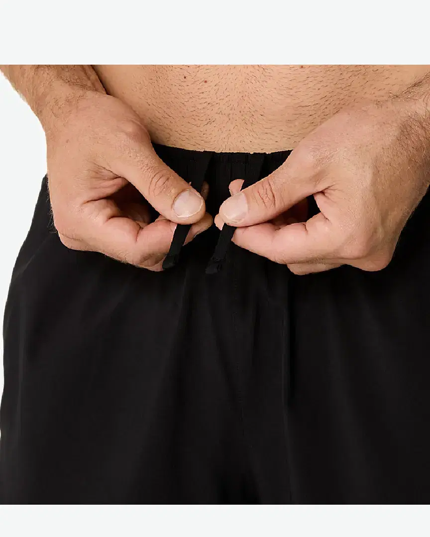 Asics Core 2N1 7In Short M - 2011D215-001 (5) au meilleur prix !