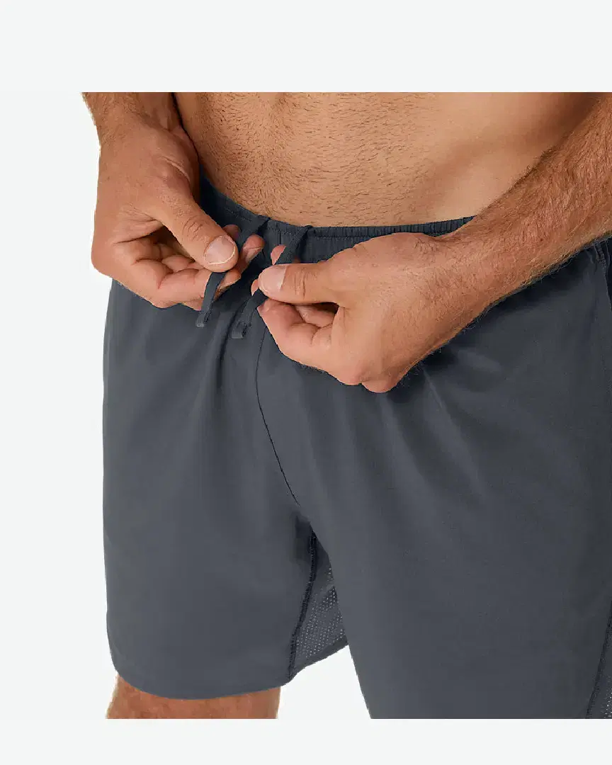 Asics Core 7In Short M - 2011D213-020 (4) au meilleur prix !