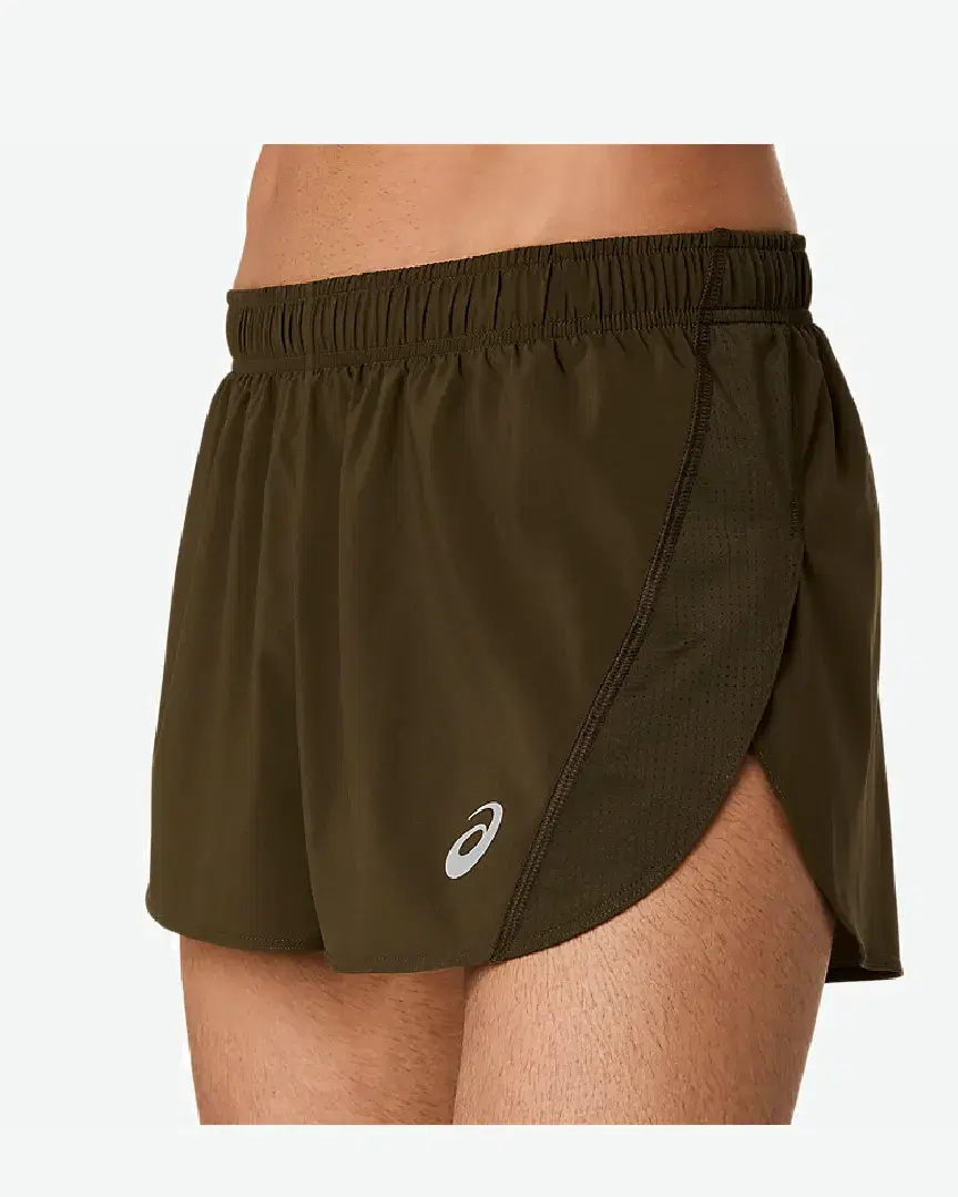 Asics Core Split Short M - 2011D222-200 (3) au meilleur prix !