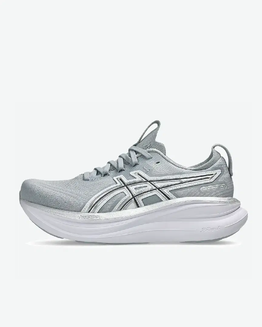 Asics Gel-Nimbus 28 Atc W - Women (18) au meilleur prix !