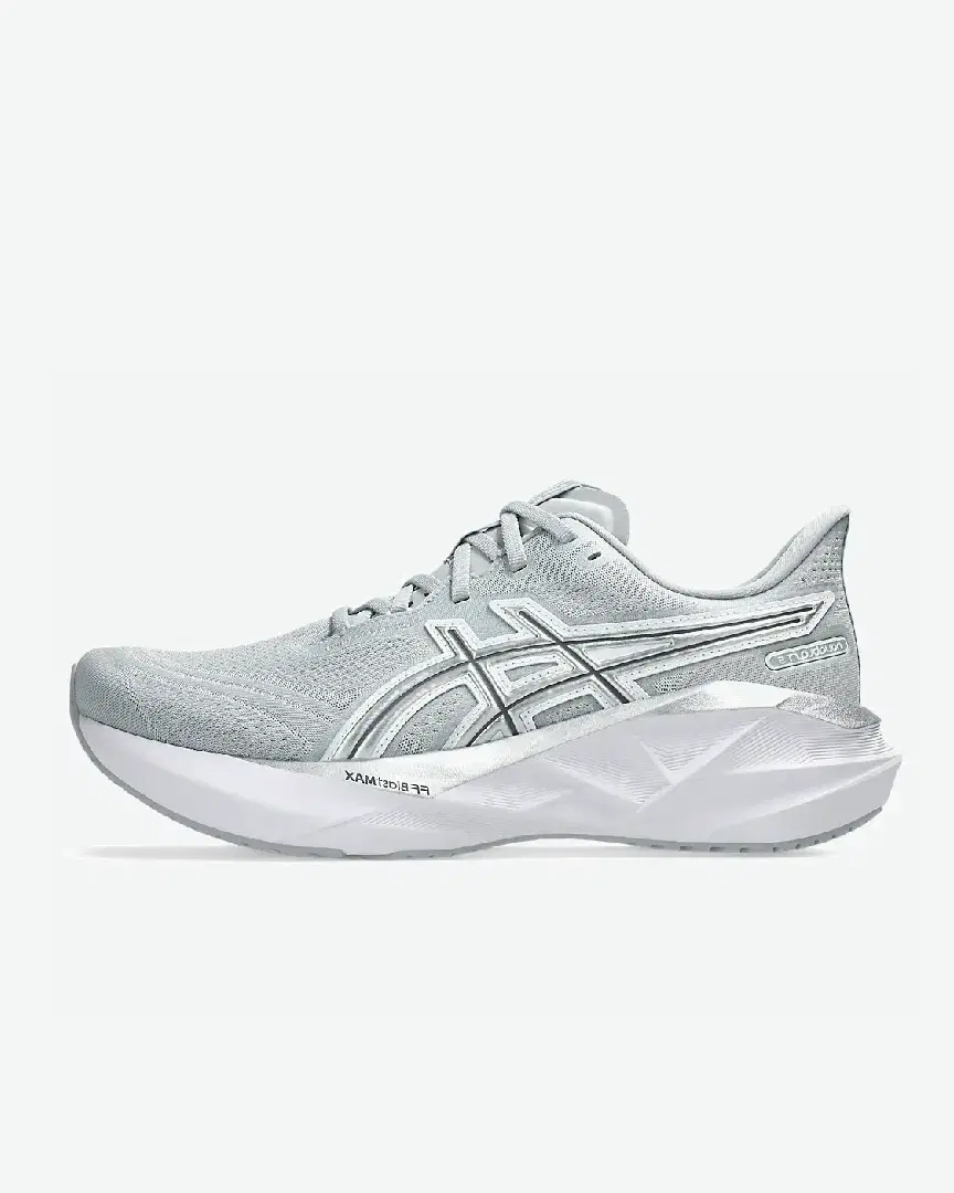 Asics Novablast 5 Atc M - Men (38) au meilleur prix !