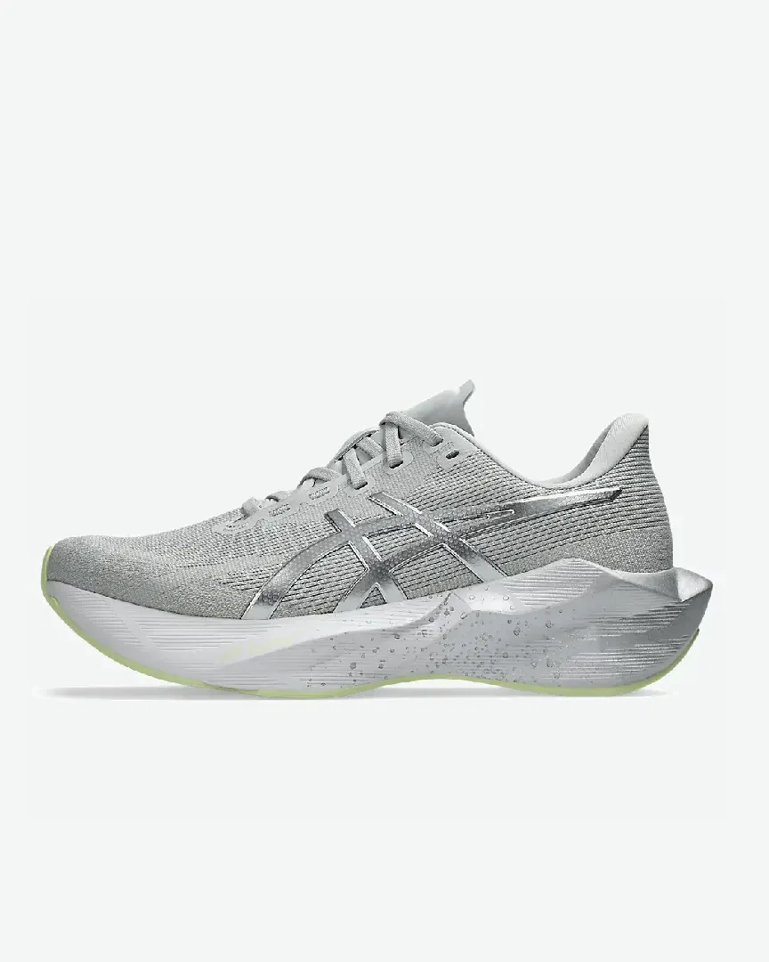 Asics Novablast 6 Platinum M