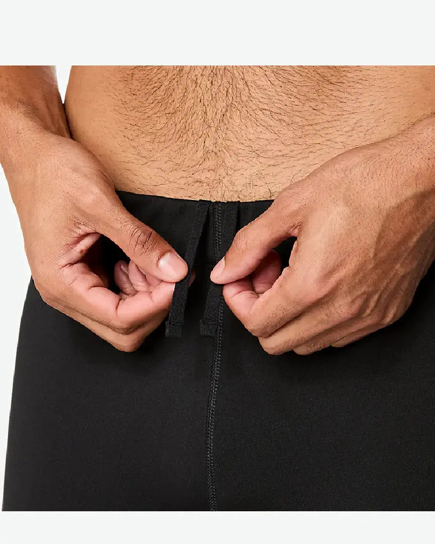 Core Winter Tight M - 2011D368-001 (4) au meilleur prix !