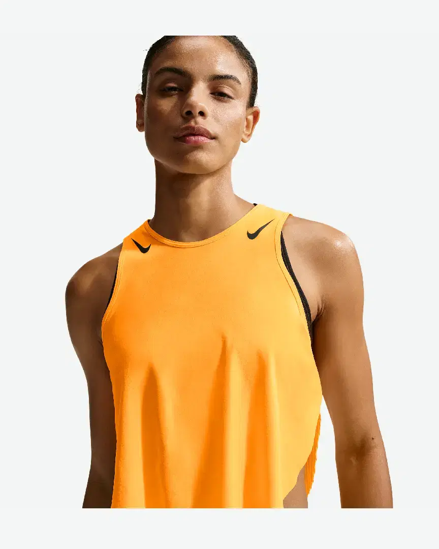 Débardeur Court Imprimé Dri-Fit Adv Nike Aeroswift W - FN2713-845 (0) au meilleur prix !