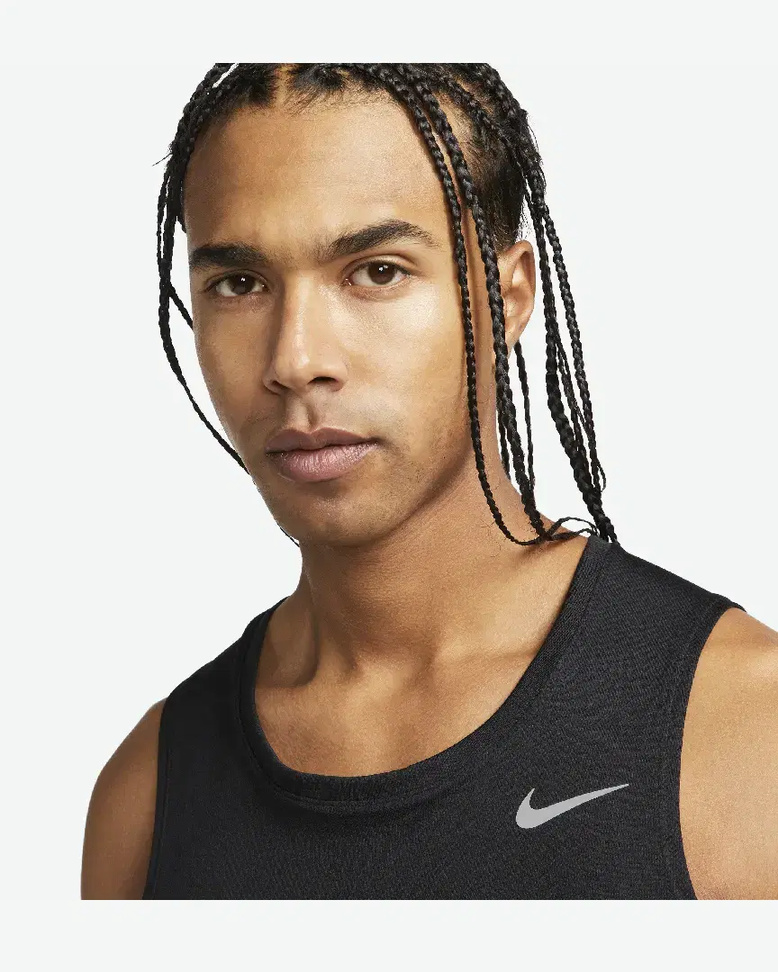 Débardeur Dri-Fit Nike Miler M - DV9321-010 (2) au meilleur prix !