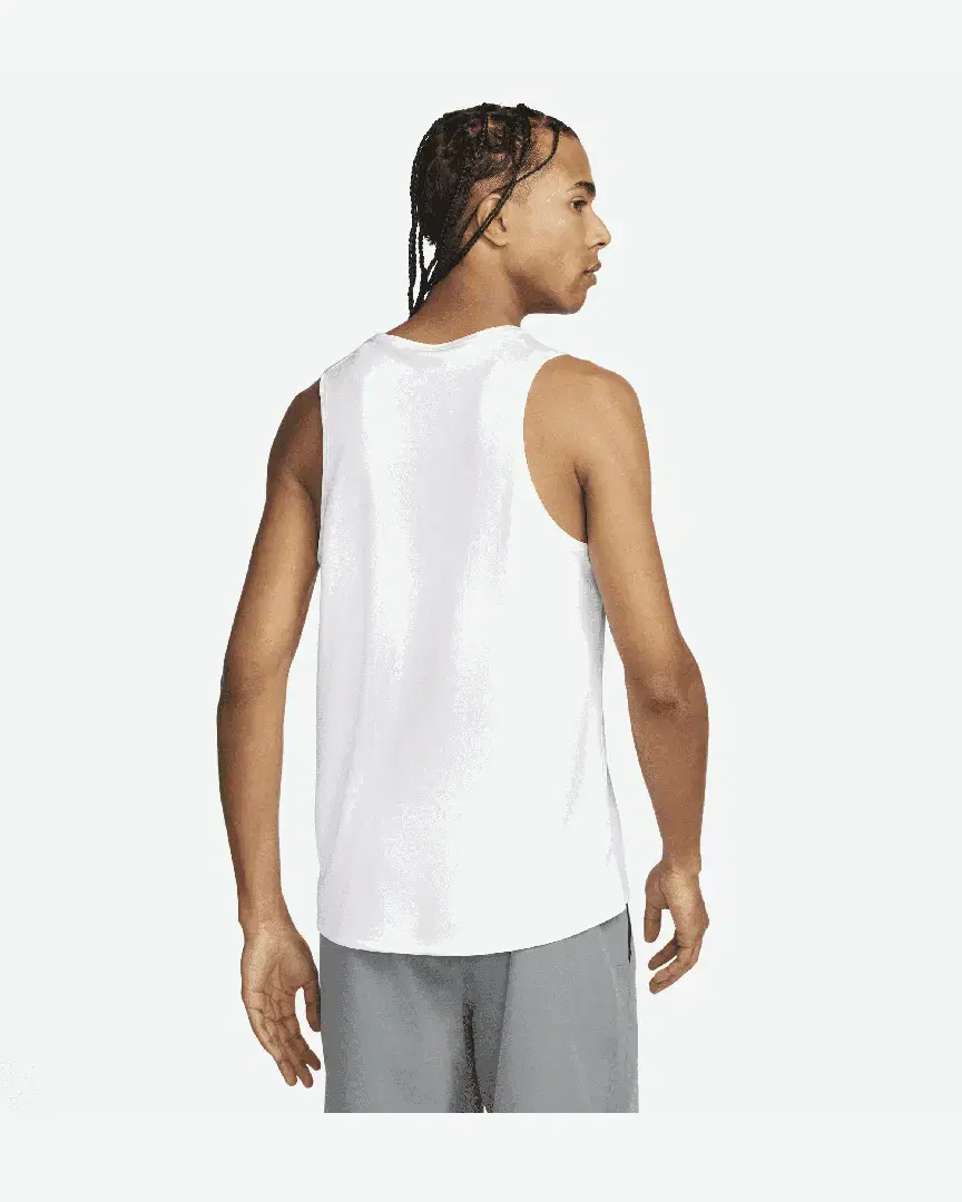 Débardeur Dri-Fit Nike Miler M - DV9321-100 (1) au meilleur prix !