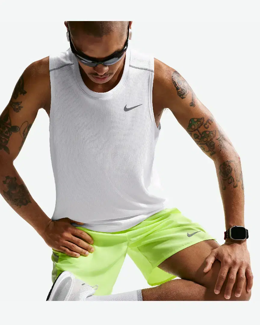 Débardeur Dri-Fit Nike Miler M - IF2018-100 (2) au meilleur prix !