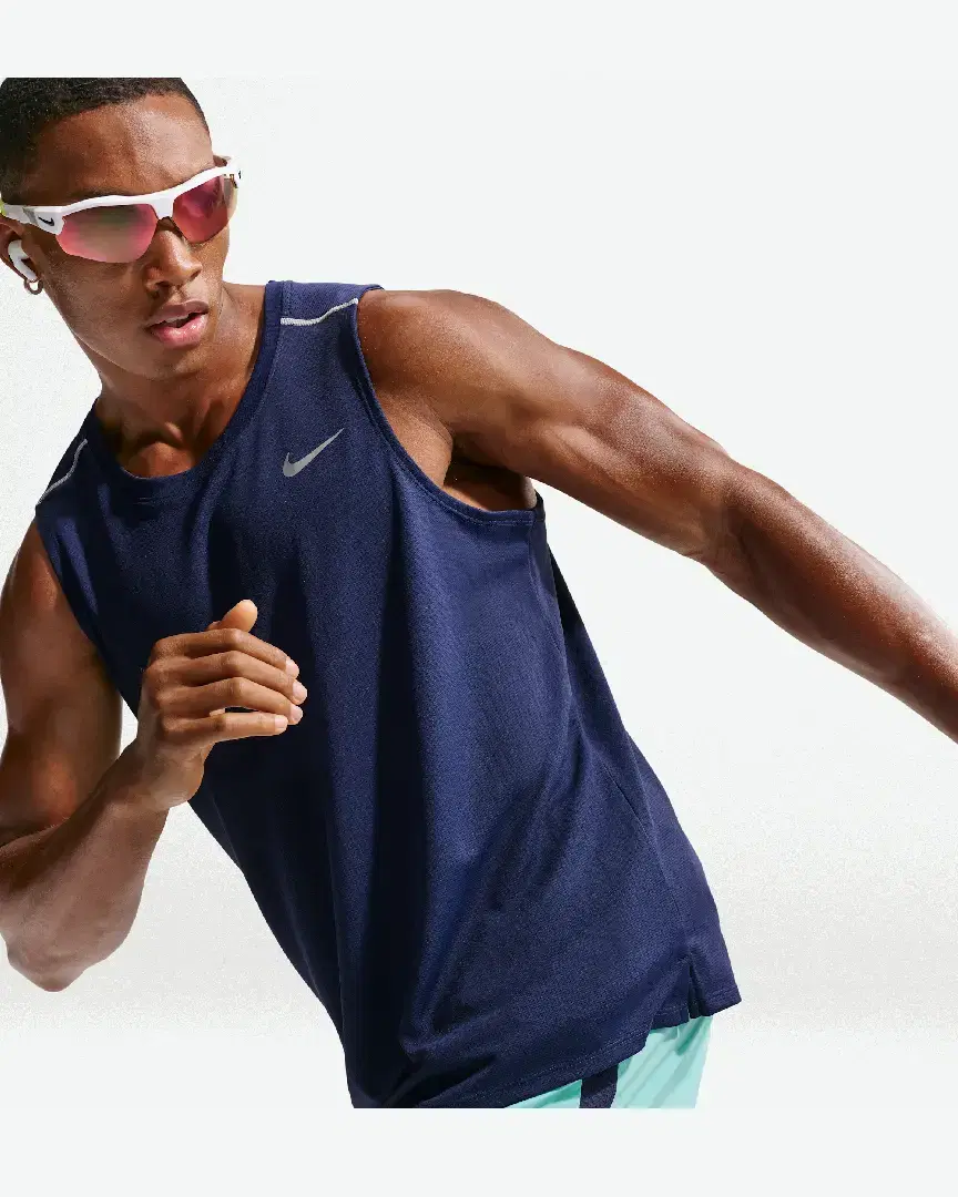 Débardeur Dri-Fit Nike Miler M - IF2018-410 (2) au meilleur prix !