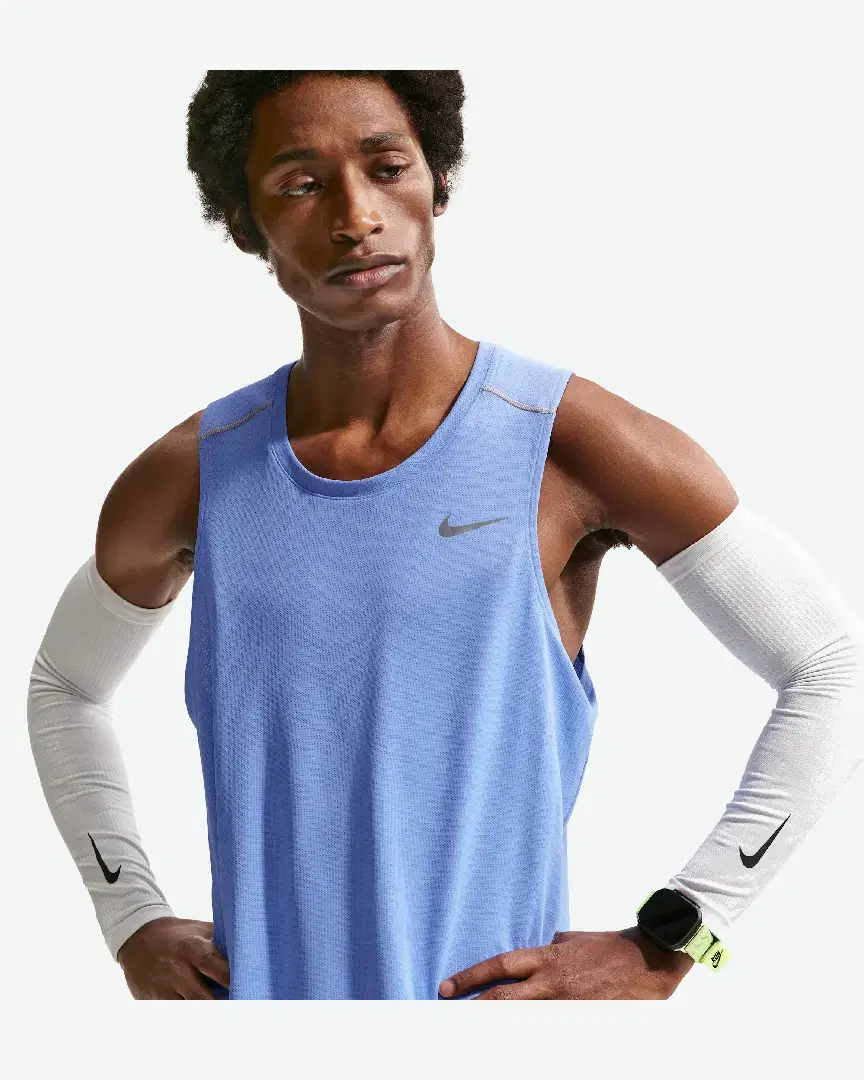 Débardeur Dri-Fit Nike Miler M - IF2018-494 (0) au meilleur prix !
