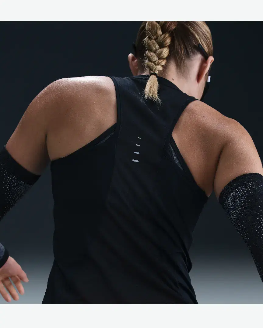 Débardeur Dri-Fit Nike Swift W - HQ0620-010 (1) au meilleur prix !