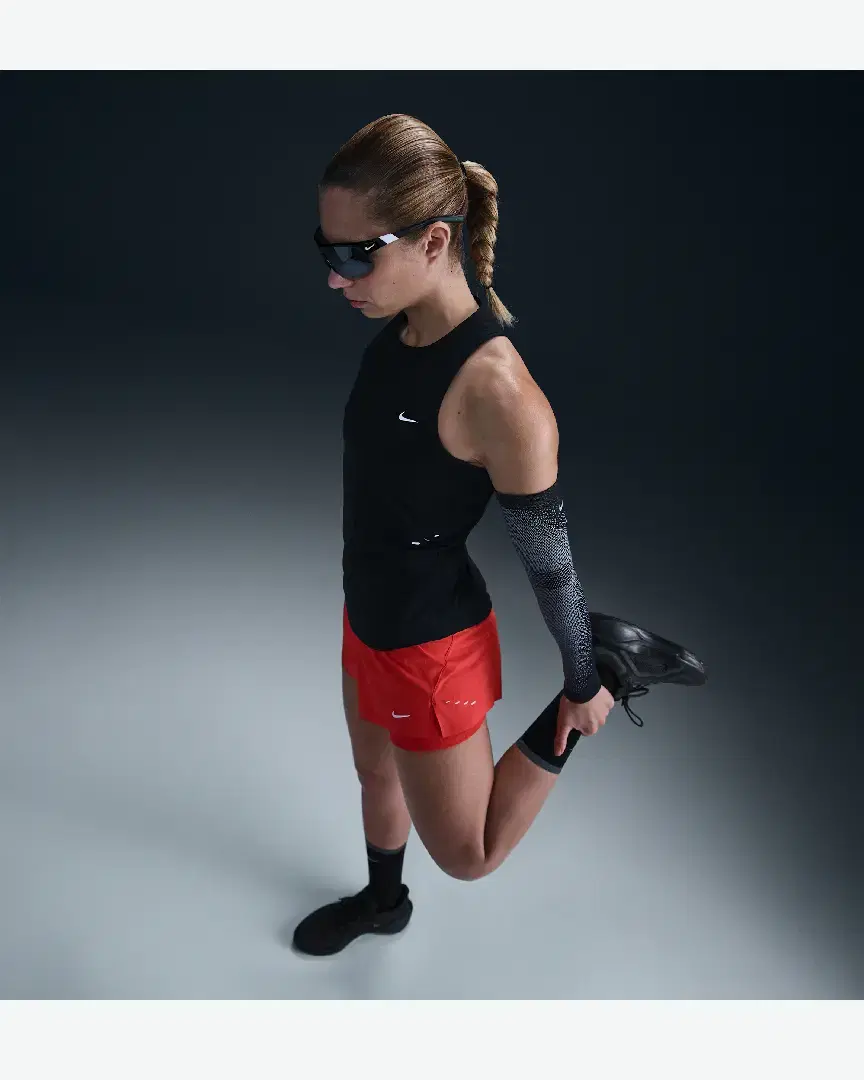 Débardeur Dri-Fit Nike Swift W - HQ0620-010 (2) au meilleur prix !