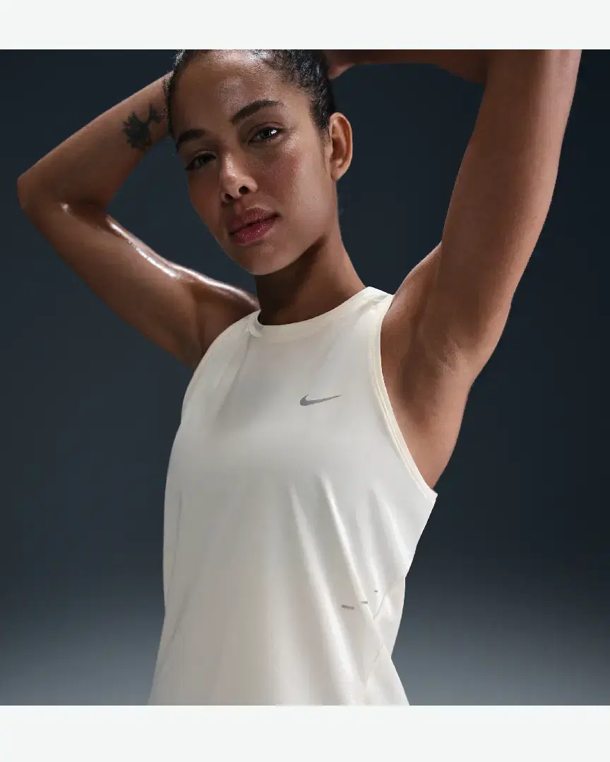 Débardeur Dri-Fit Nike Swift W - HQ0620-133 (0) au meilleur prix !