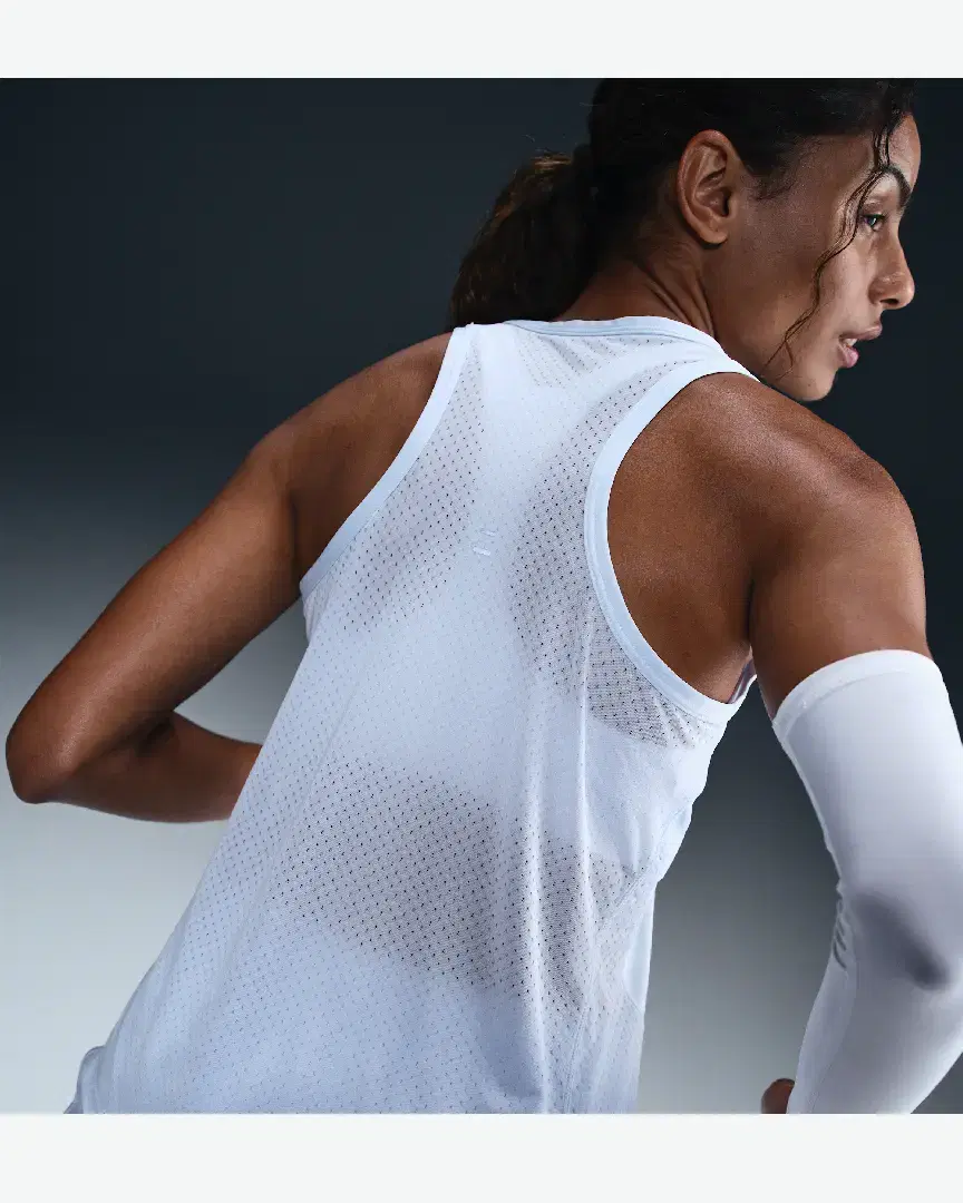 Débardeur Dri-Fit Nike Tempo W - HV8910-423 (1) au meilleur prix !