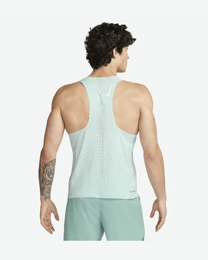 Débardeur Nike Dri-Fit Adv Aeroswift M - DM4624-346 (1) au meilleur prix !