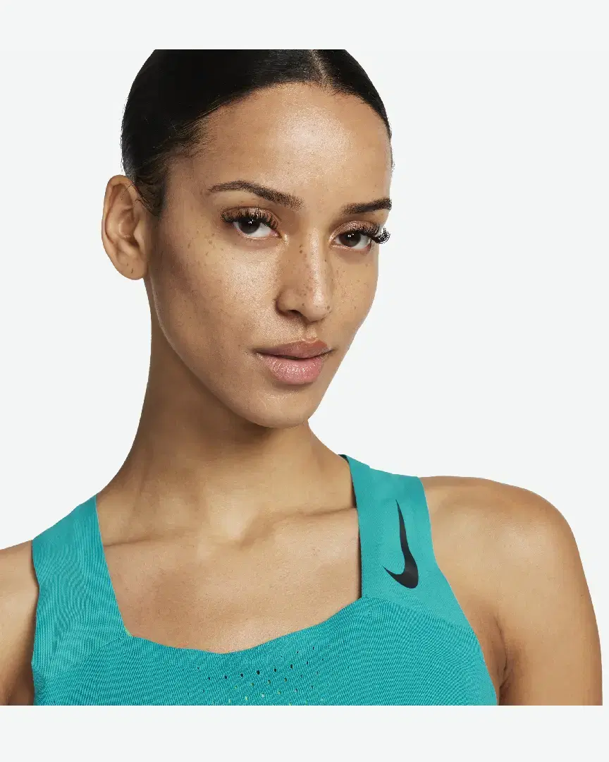 Débardeur Nike Dri-Fit Adv Aeroswift W - DM7551-443 (2) au meilleur prix !