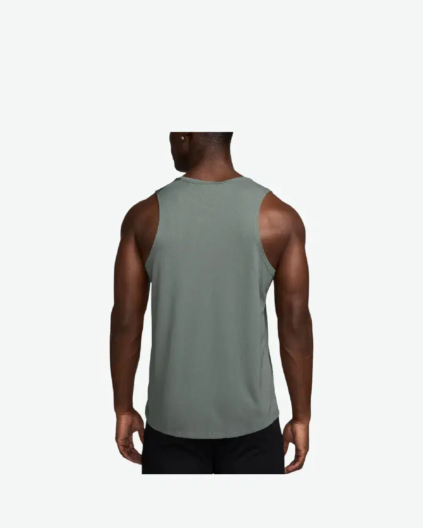 Débardeur Dri-Fit Nike Miler M - DV9321-364 (1) au meilleur prix !