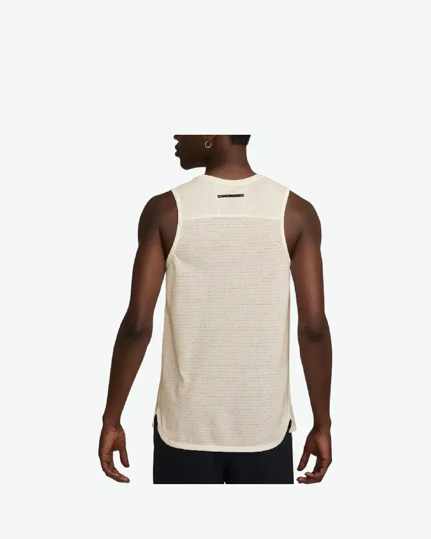 Débardeurs Nike Solar Chase M - HJ4168-133 (1) au meilleur prix !