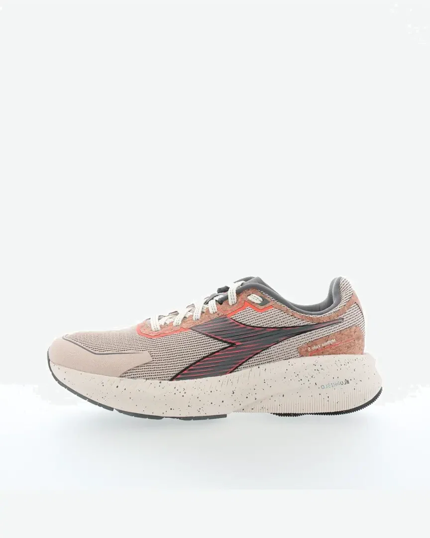 Diadora Mythos Blushield Volo 5 2030 Homme
