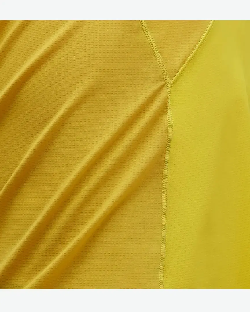 Hoka Débardeur De Running Airolite M - 1151070-ARA (5) au meilleur prix !