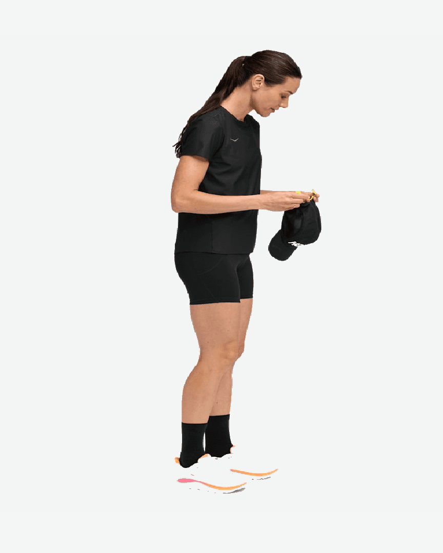 Hoka Haut À Manches Courtes Airolite 2 W - 1175774-BLK (2) au meilleur prix !