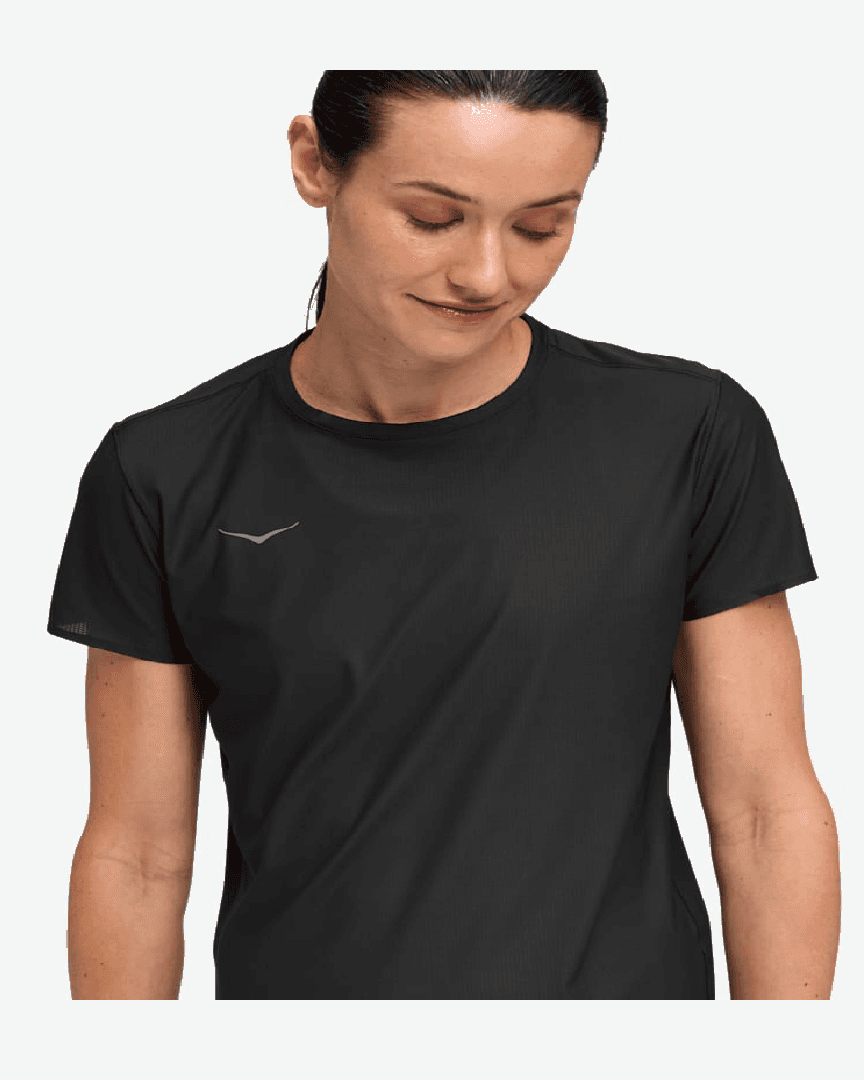 Hoka Haut À Manches Courtes Airolite 2 W - 1175774-BLK (3) au meilleur prix !