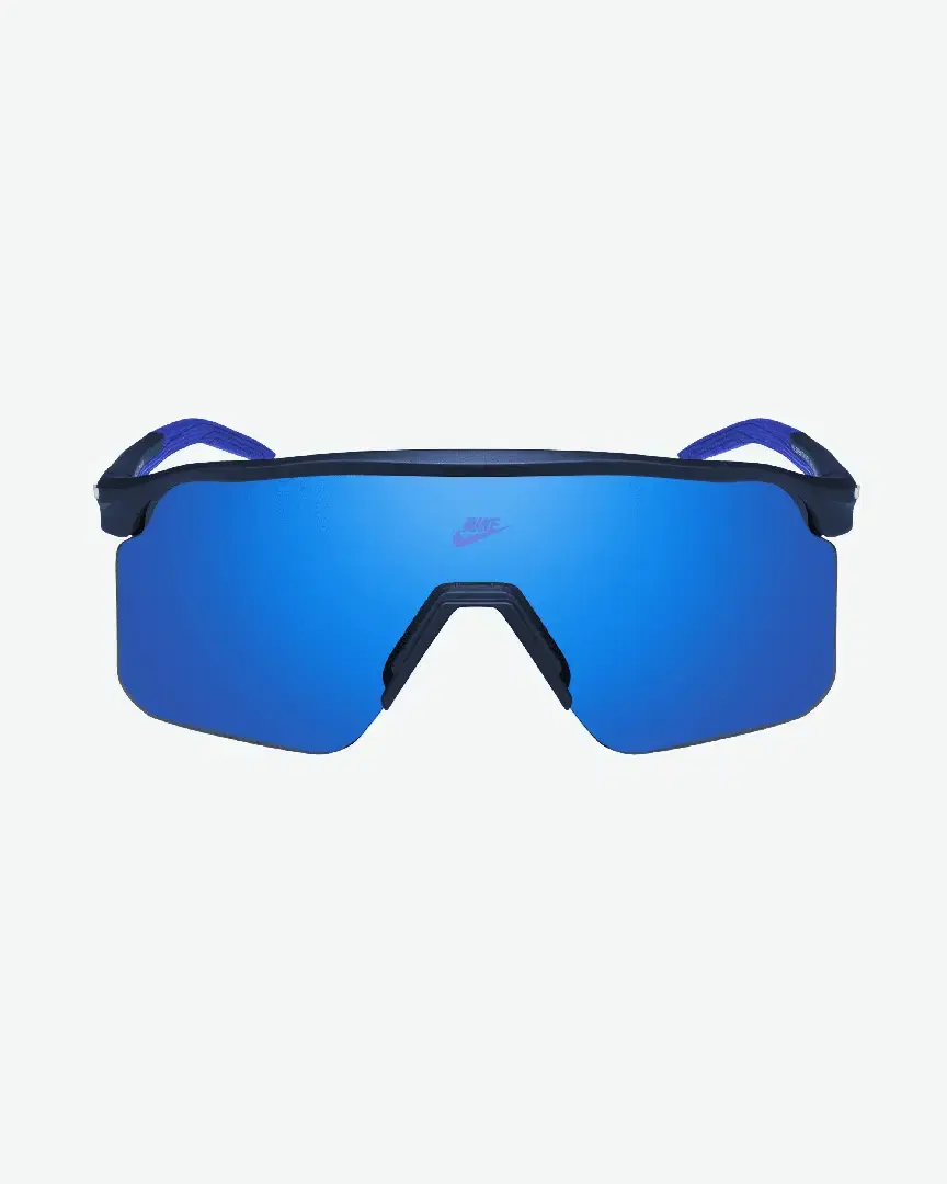 Lunettes De Soleil Effet Miroir Nike Expedition Shield - IB6562-492 (2) au meilleur prix !