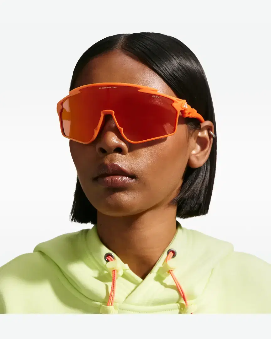 Lunettes De Soleil Nike Acg Vista Vert - IQ9346-819 (1) au meilleur prix !