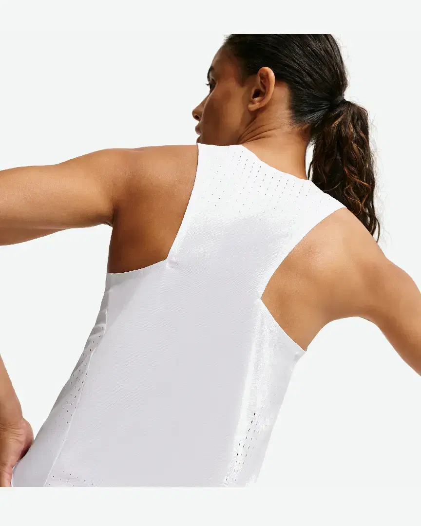 Débardeurs Nike W Nk Arswft Dfadv Singlet W - IF1252-100 (1) au meilleur prix !