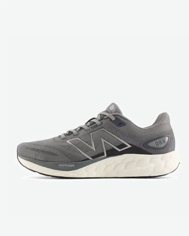 New Balance Fresh Foam 680 V8 M