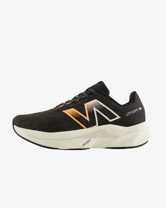 New Balance Fuelcell Propel V5 M