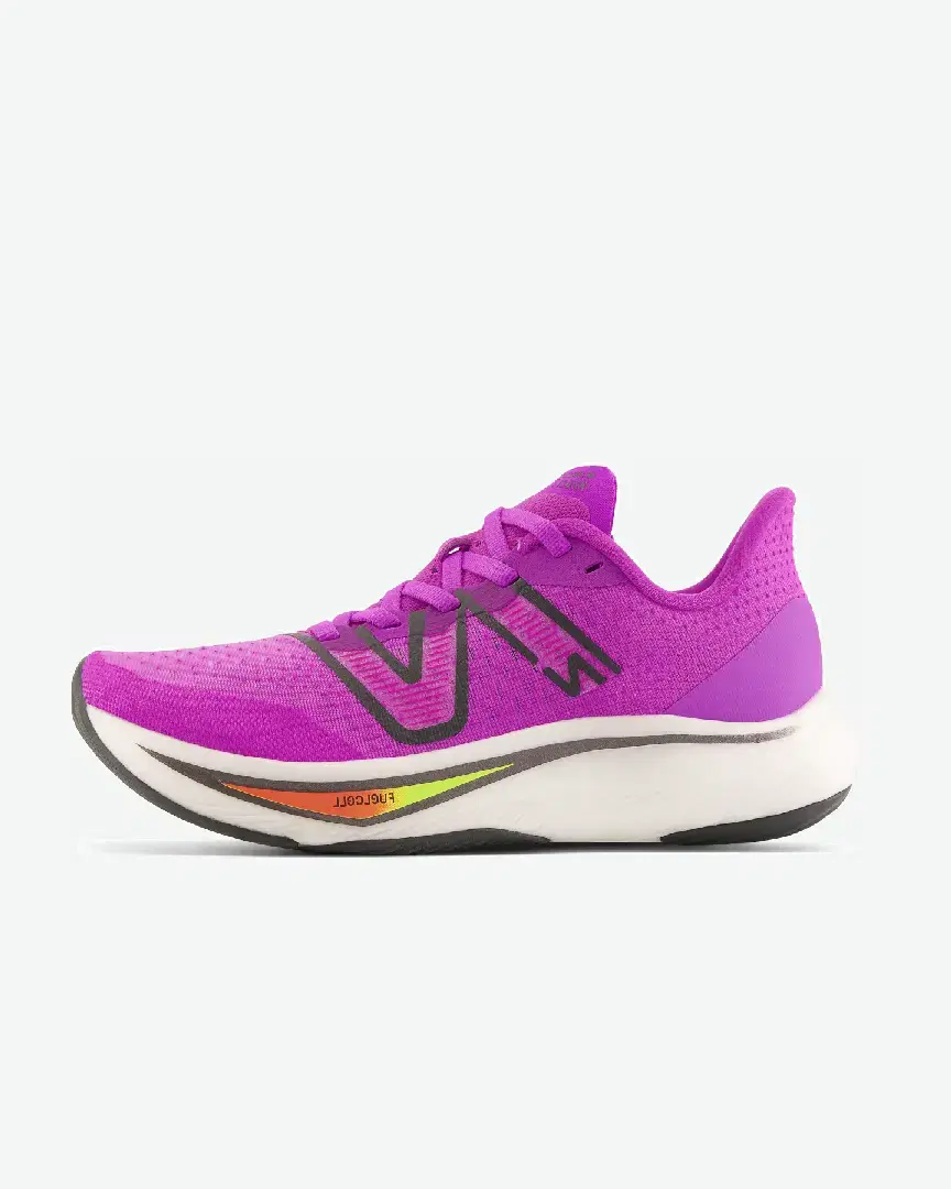 New Balance Fuelcell Rebel V3 W - Women (8) au meilleur prix !