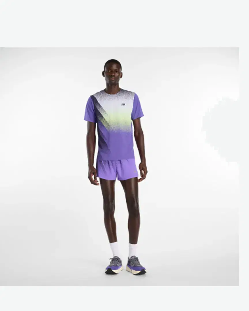 New Balance Race Day Ultra Light Printed T-Shirt M - MT61Q7IDEPU (1) au meilleur prix !