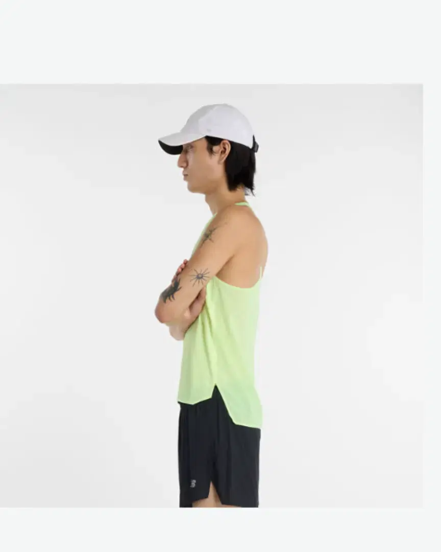New Balance Race Day Ultra Light Singlet M - MT51205AFG (4) au meilleur prix !