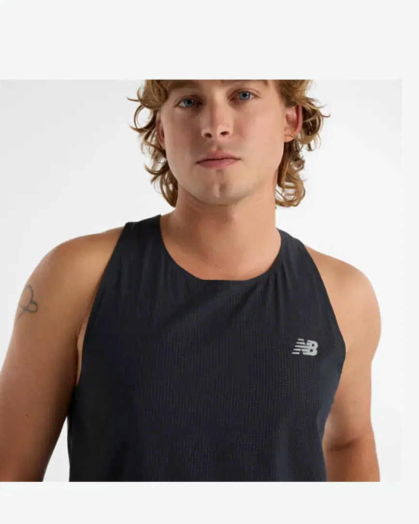 New Balance Race Day Ultra Light Singlet M - MT51205BK (1) au meilleur prix !