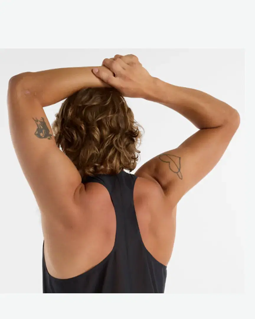 New Balance Race Day Ultra Light Singlet M - MT51205BK (4) au meilleur prix !