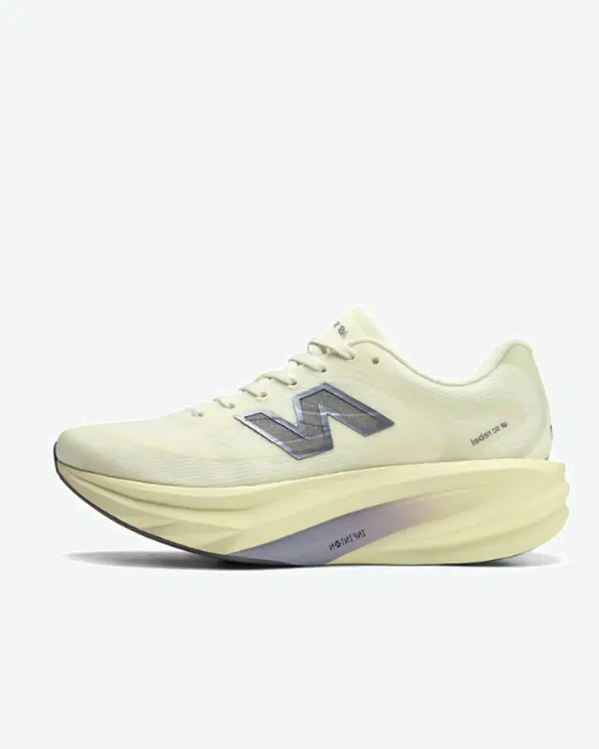 New Balance Supercomp Rebel - Women (15) au meilleur prix !