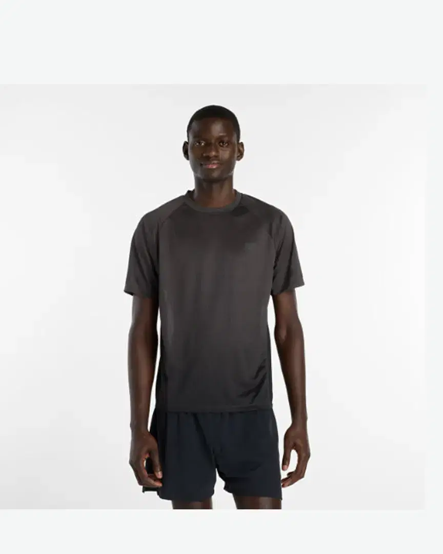 New Balance Viz-Tech Run T-Shirt M - MT61O0TKBK (0) au meilleur prix !