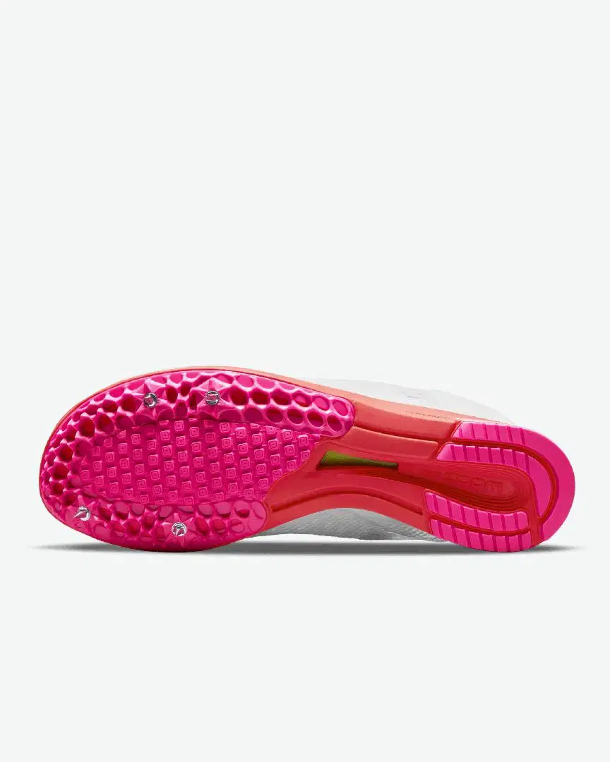 Nike Spike-Flat - DN1699-100 (1) au meilleur prix !