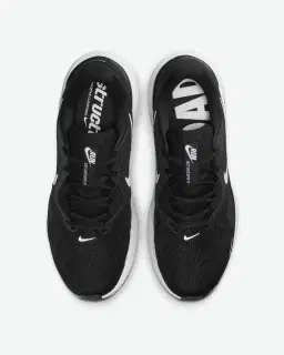 nike structure 26 large Homme – 4/4