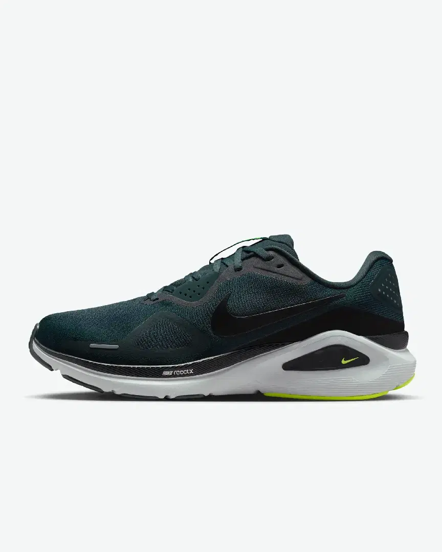 Nike Structure 26 M - Men (17) au meilleur prix !