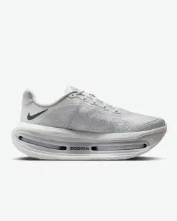 Nike Vomero Premium Homme – 3/4