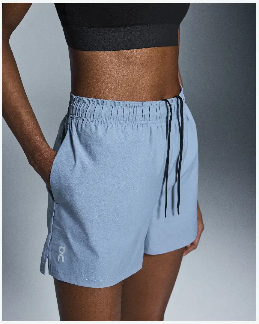 On Running 3Cm Core Shorts W - 1WF10150732 (3) au meilleur prix !