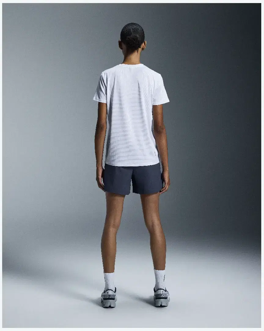 On Running 5Cm Core Shorts W - 1WF11051573 (1) au meilleur prix !