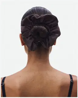 On Running All-Day Scrunchie Femme – 1/5