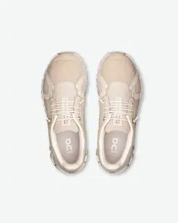 On Running Cloud 6 Femme – 2/5