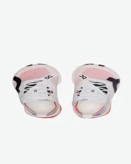 On Cloudboom Strike Femme – 2/5