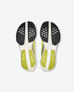 On Cloudboom Strike Femme – 3/5