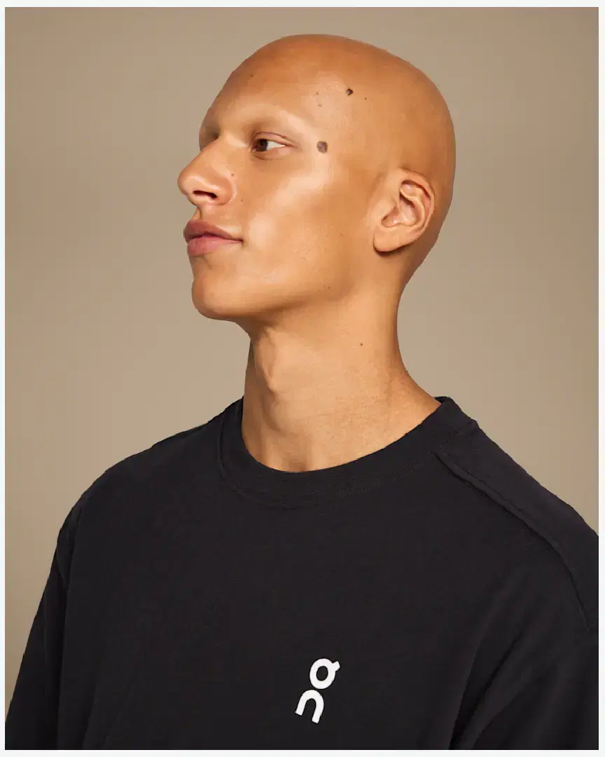 On Running Club T M - 1ME10050553 (3) au meilleur prix !